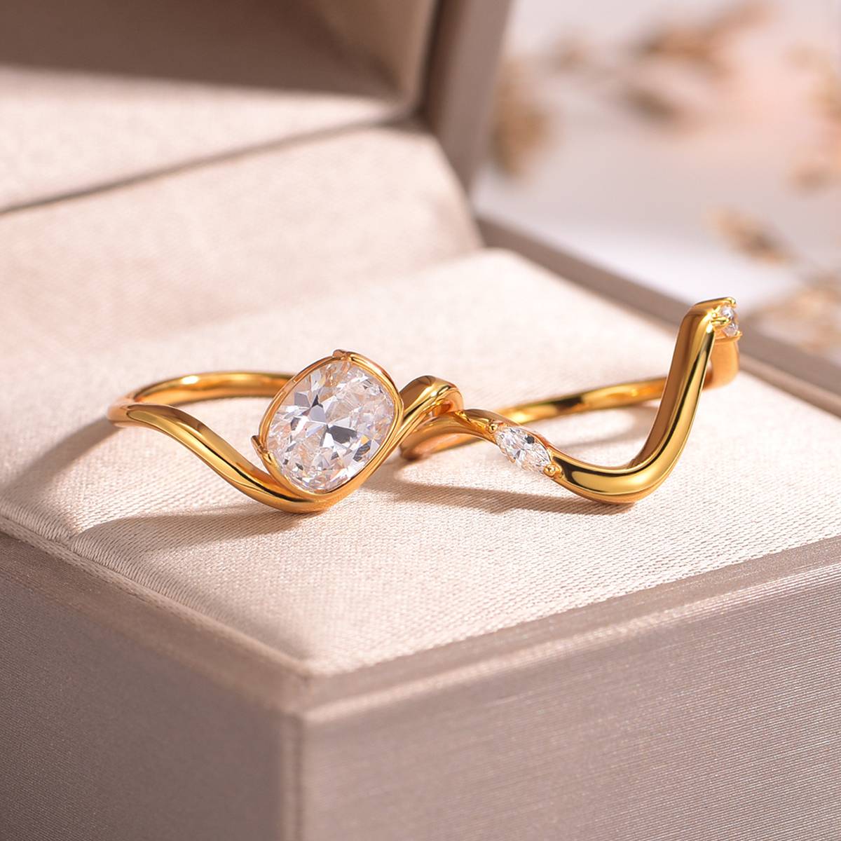 MR0140款S925银镀18K黄金长方枕形莫桑钻女套戒主石8*6mm/2.0CT