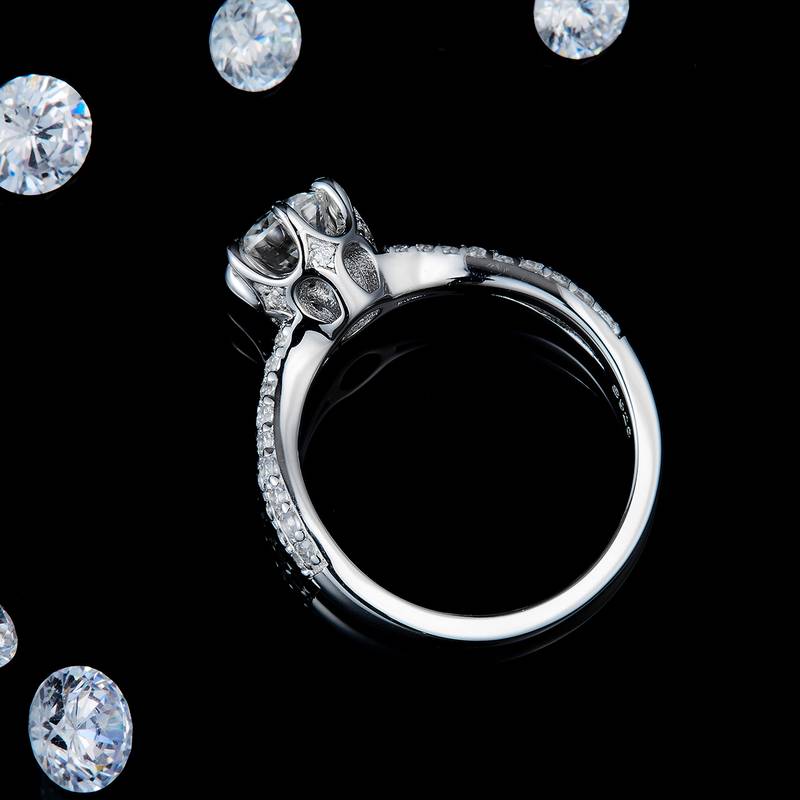 六爪Women's RingS925银镀白金定制选款主石Moissanite1.0ct/副石高碳钻