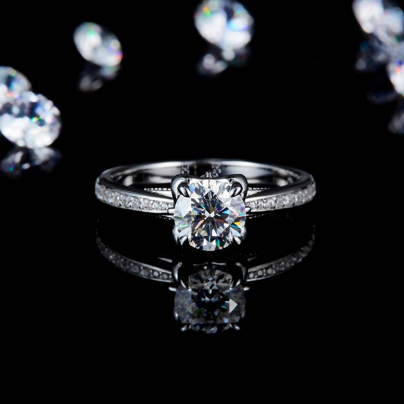 钟爱一生Women's RingS925银镀白金定制选款主石Moissanite1.0ct/副石高碳钻