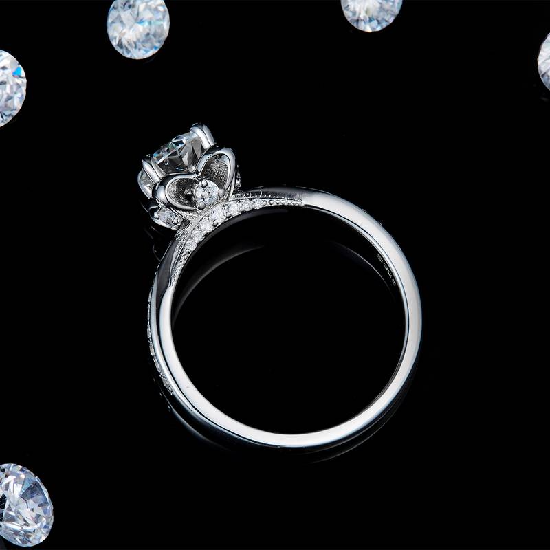 钟爱一生Women's RingS925银镀白金定制选款主石Moissanite1.0ct/副石高碳钻