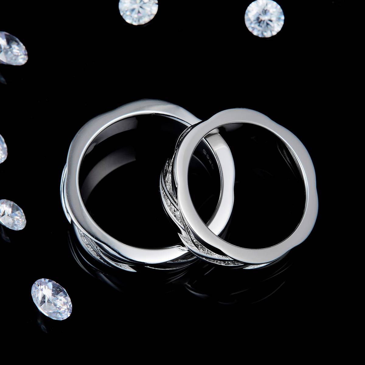 Couple Ring S925 Silver Plated Platinum Customized Selection Side Stone Moissanite 0.33ct