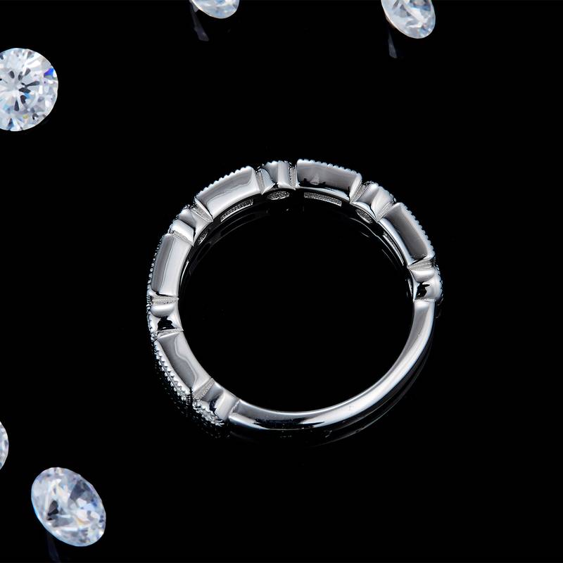 方圆钻拼镶排戒S925银镀白金定制选款副石莫桑钻1.18ct