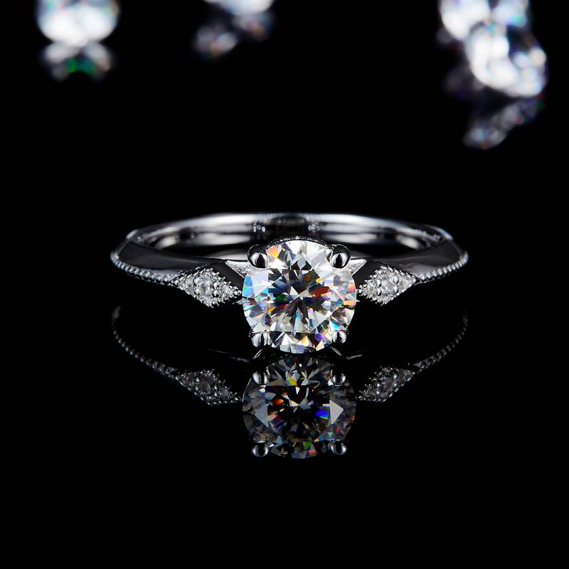 星空爱恋圆钻Women's RingS925银镀白金定制选款主石Moissanite1.0ct/副石高碳钻