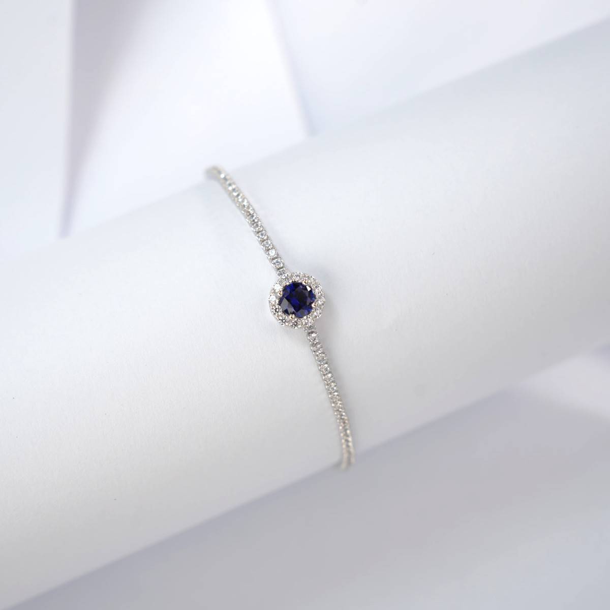 L1725款S925银镀18K白金圆形培育彩宝Bracelet主石5.0mm