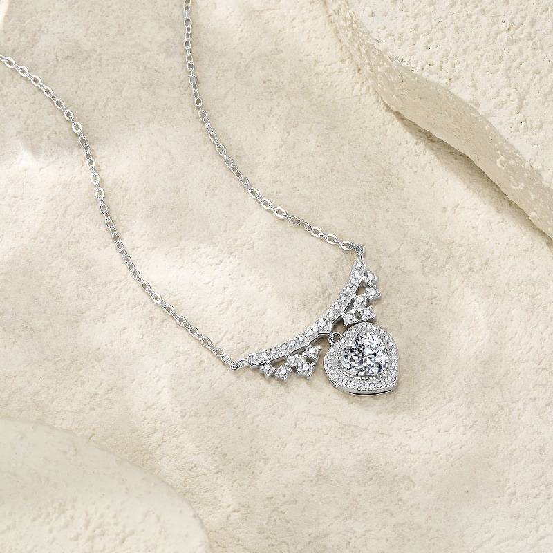N15690款S925银镀18K白金心形LuxuryMoissaniteNecklace主石6.5mm/1.0ct
