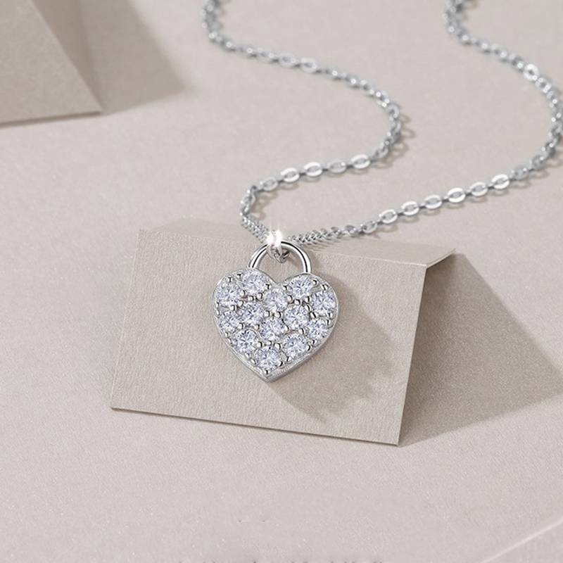 P15493款S925银镀18K白金爱心锁MoissaniteNecklace0.58ct