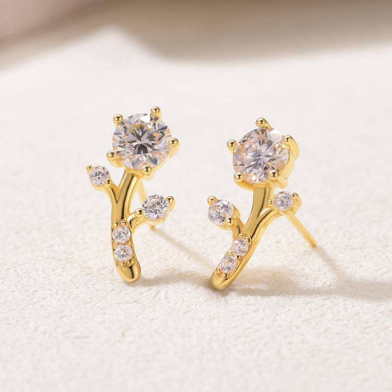ME0027款S25银镀18K黄金Moissanite小花Stud Earring1.0ct