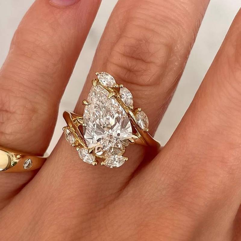 MR0145款S25银镀18K黄金Luxury水滴形MoissaniteWomen's Ring主石4.0ct/12*8mmmm