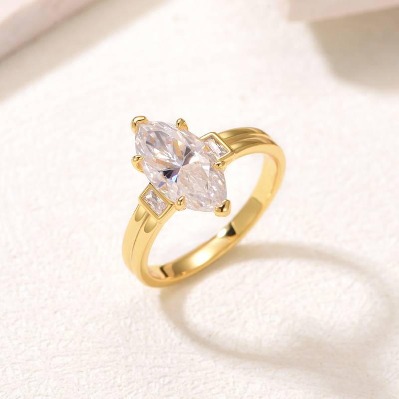 MR0148款S25银镀18K黄金豪华马眼形莫桑钻女戒主石3.0ct/14*7mm
