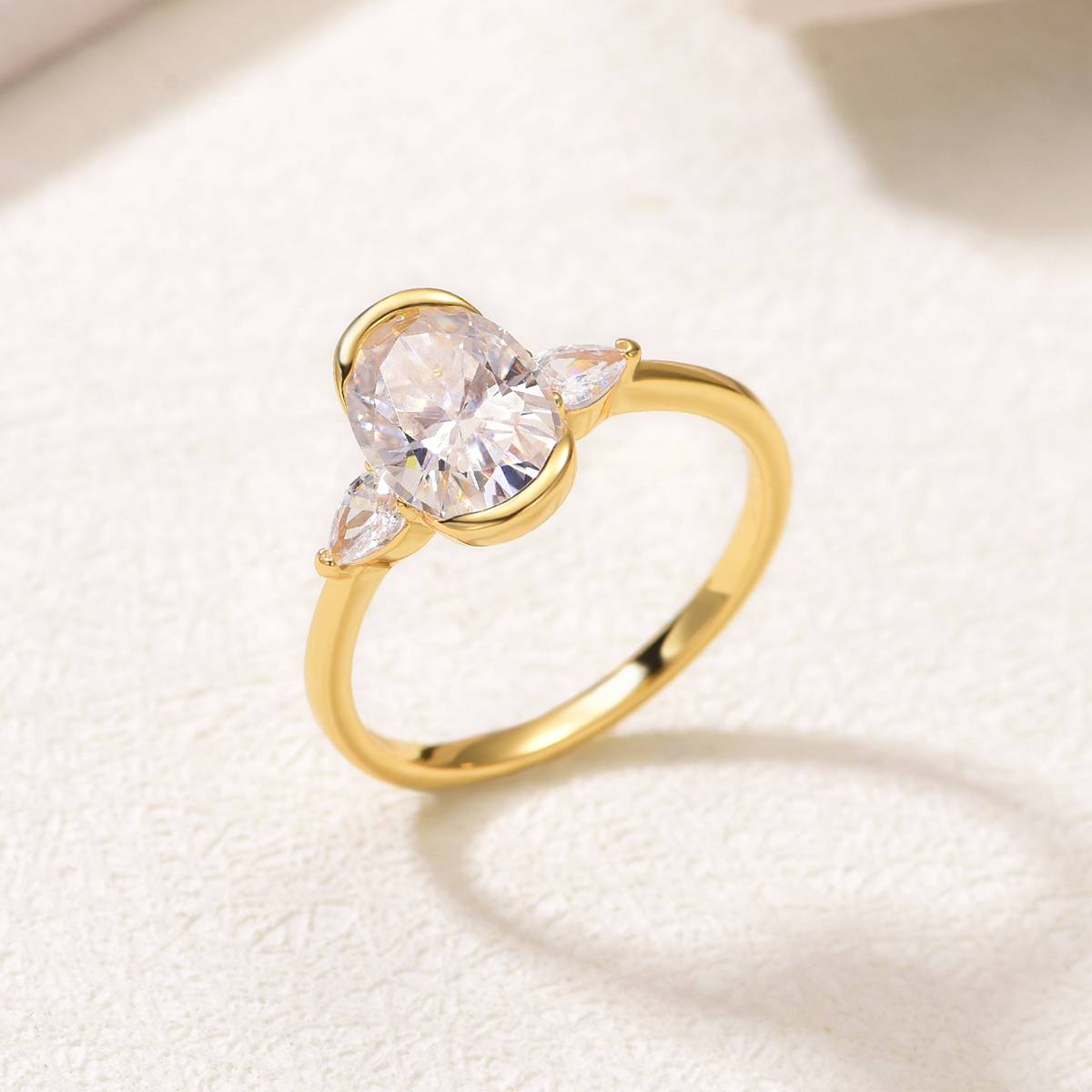 MR0150款S25银镀18K黄金蛋形豪华MoissaniteWomen's Ring主石2.5ct/10*7mmmm