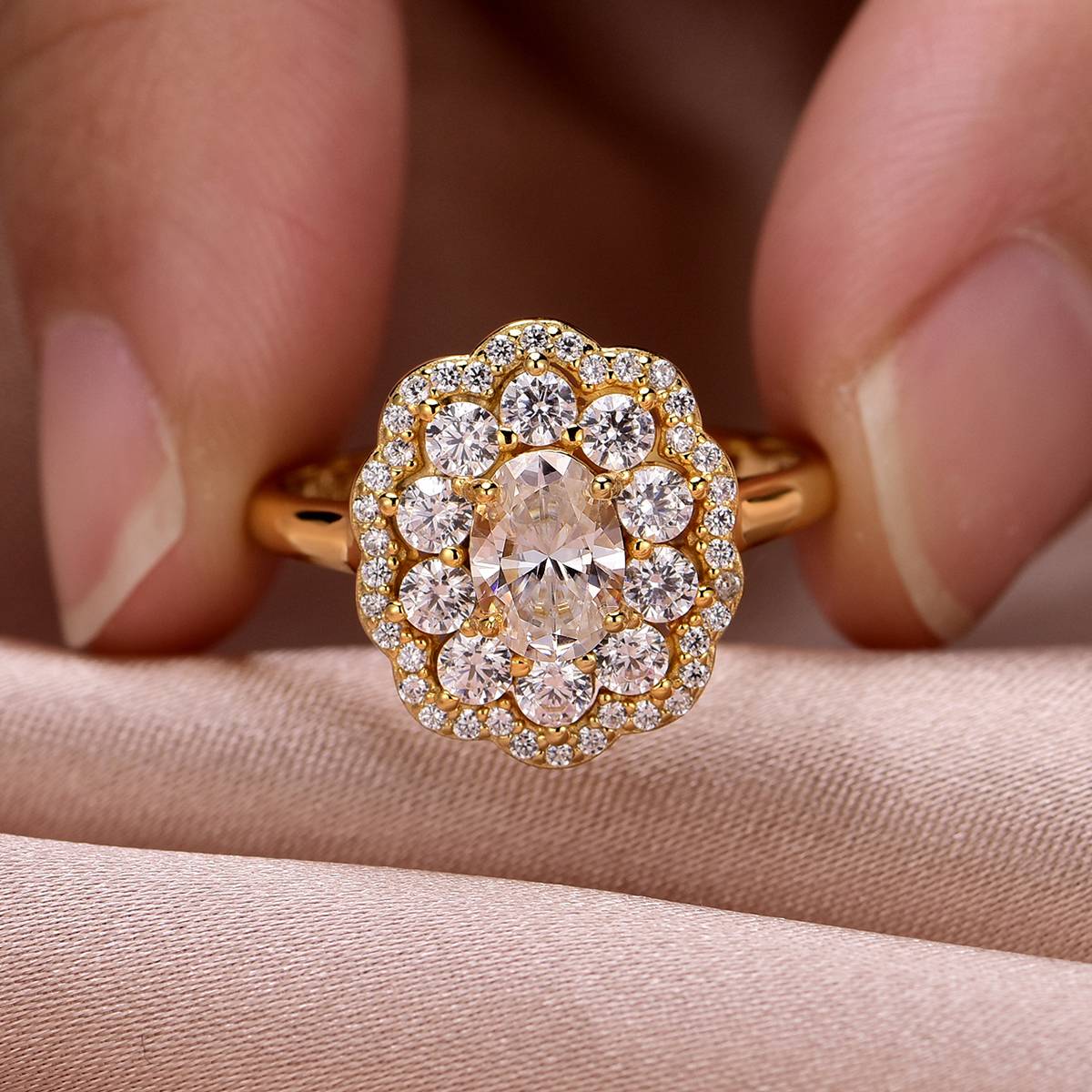 MR0151款S25银镀18K黄金蛋形Moissanite花型Women's Ring主石1.0ct/7*5mmmm
