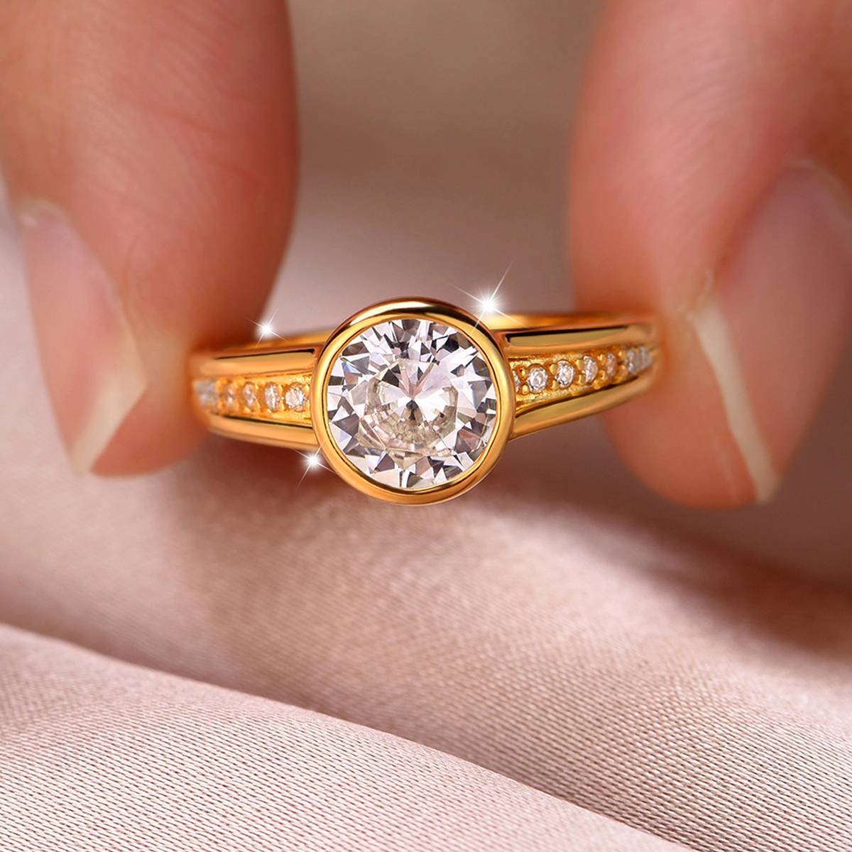MR0152款S25银镀18K黄金包镶圆形莫桑ExquisiteWomen's Ring主石1.2ct/7.0mm