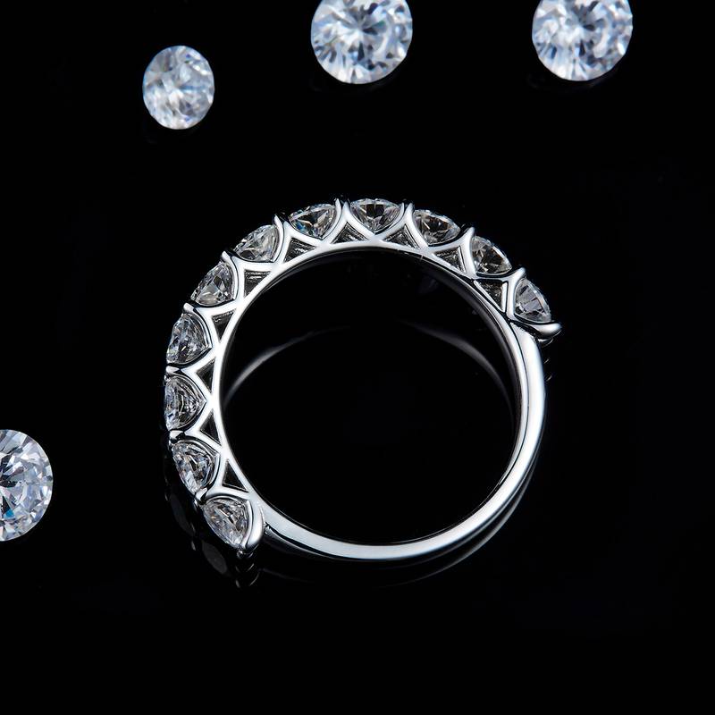 女戒S925银镀白金定制选款莫桑钻2.2ct