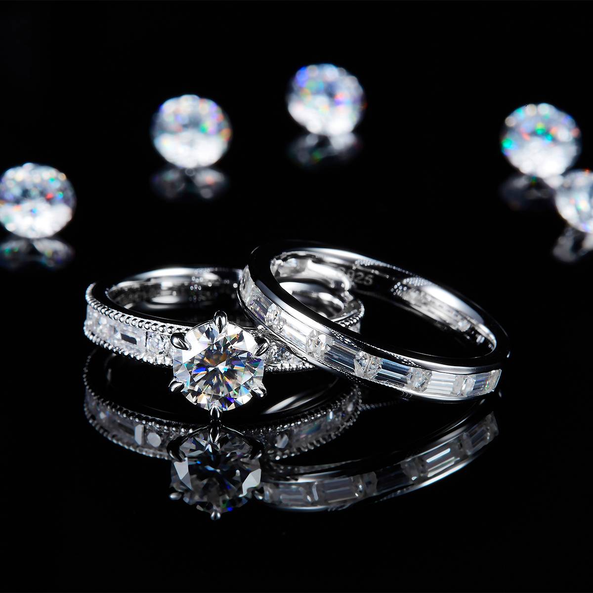 Primary and secondary ring S925 silver plated platinum customized selection Main stone Moissanite 1.0ct/Side Stone Cubic Zirconia