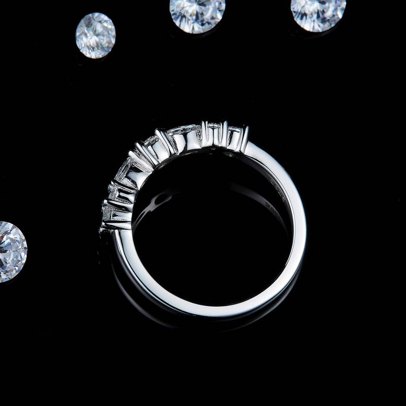 轻奢款排戒S925银镀白金定制选款莫桑钻0.55ct