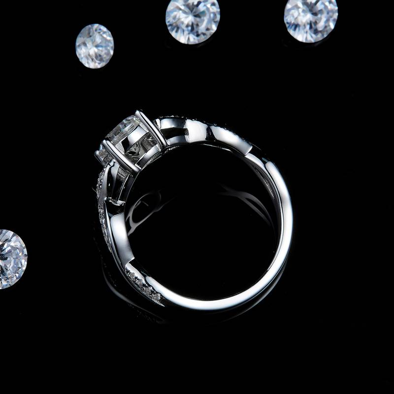 扭臂四爪Women's RingS925银镀白金定制选款主石Moissanite1.0ct/副石高碳钻