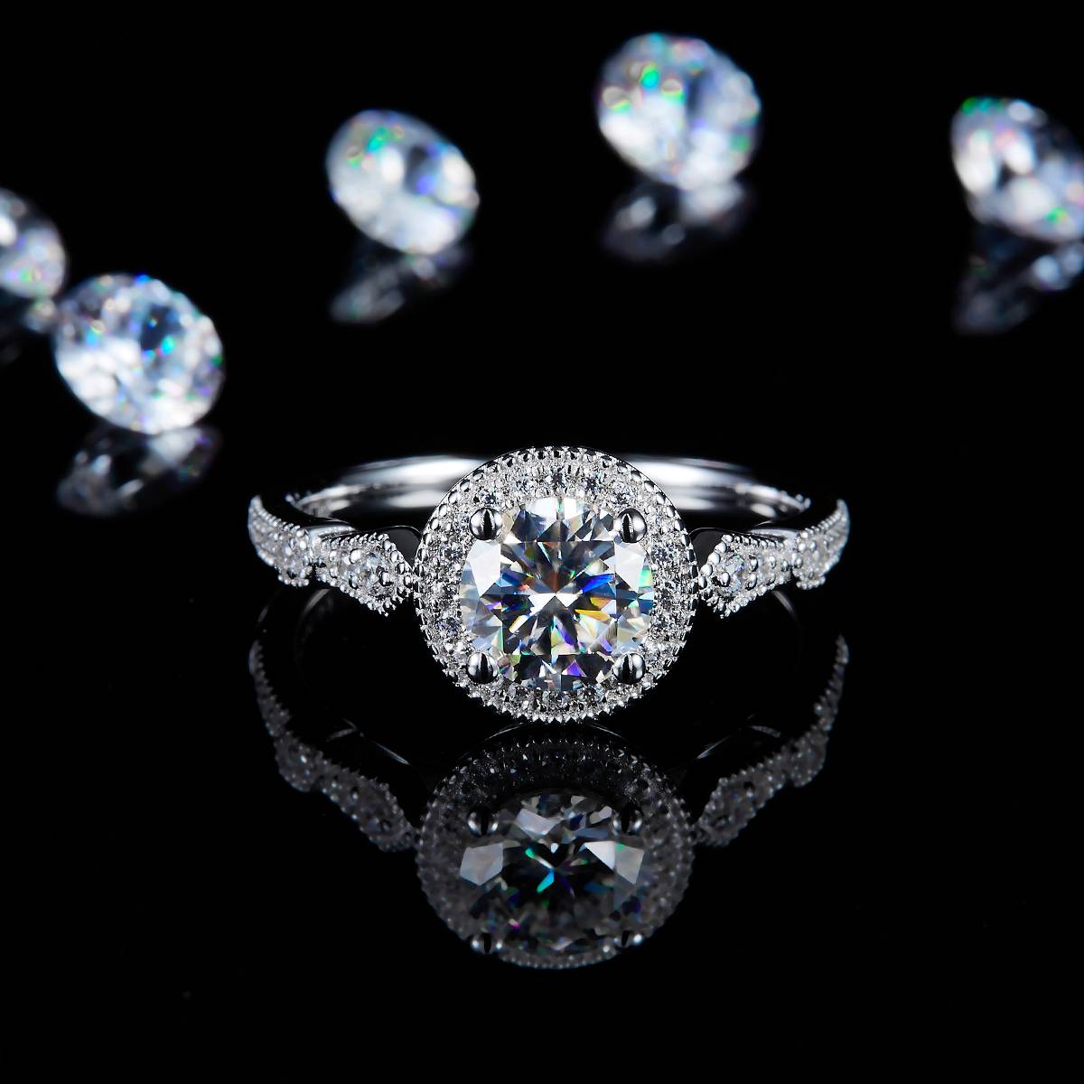 圆包珠边女戒S925银镀白金定制选款主石莫桑钻1.0ct/副石高碳钻