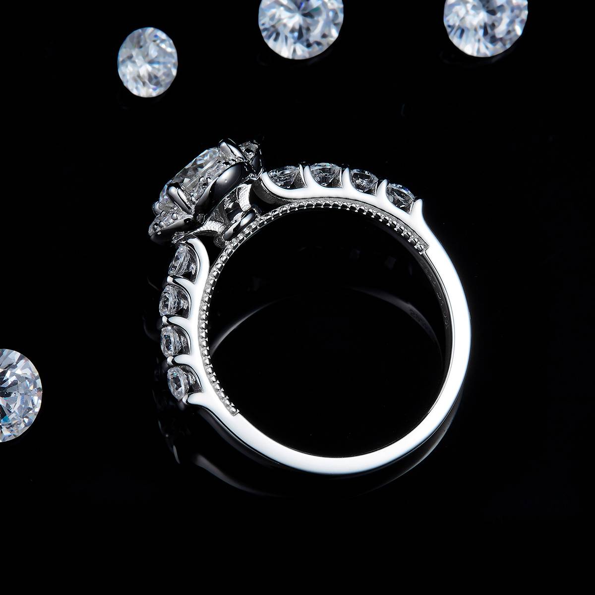 Four Leaf Flower Women's Ring S925 Silver Plated Platinum Customized Selection Main Stone Moissanite 1.0ct/Side Stone Cubic Zirconia