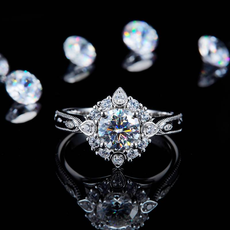 珠边轻奢圆钻女戒S925银镀白金定制选款主石莫桑钻1.0ct/副石高碳钻