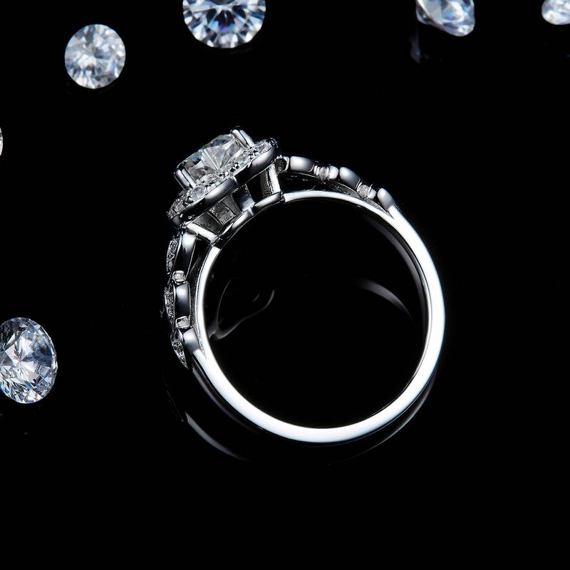 心形圆包女戒S925银镀白金定制选款主石莫桑钻1.0ct/副石高碳钻