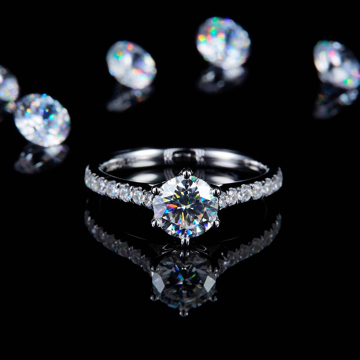 直臂微镶六爪女戒S925银镀白金定制选款主石莫桑钻1.0ct/副石高碳钻