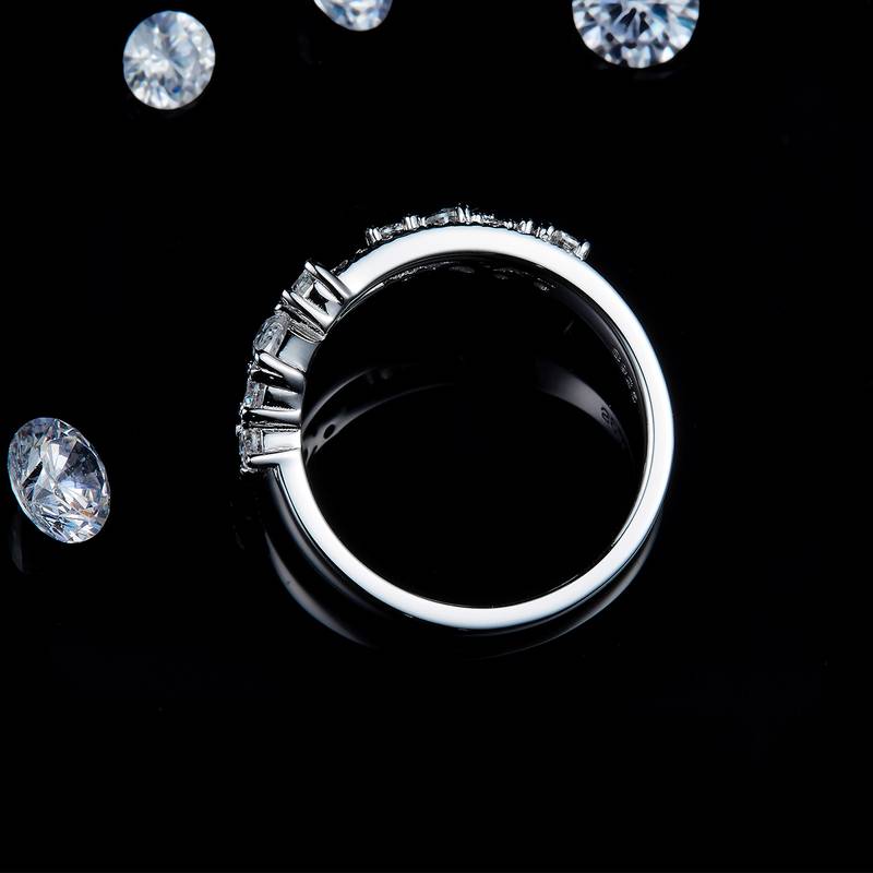 梨形碎钻排戒Women's RingS925银镀白金定制选款副石Moissanite0.9ct