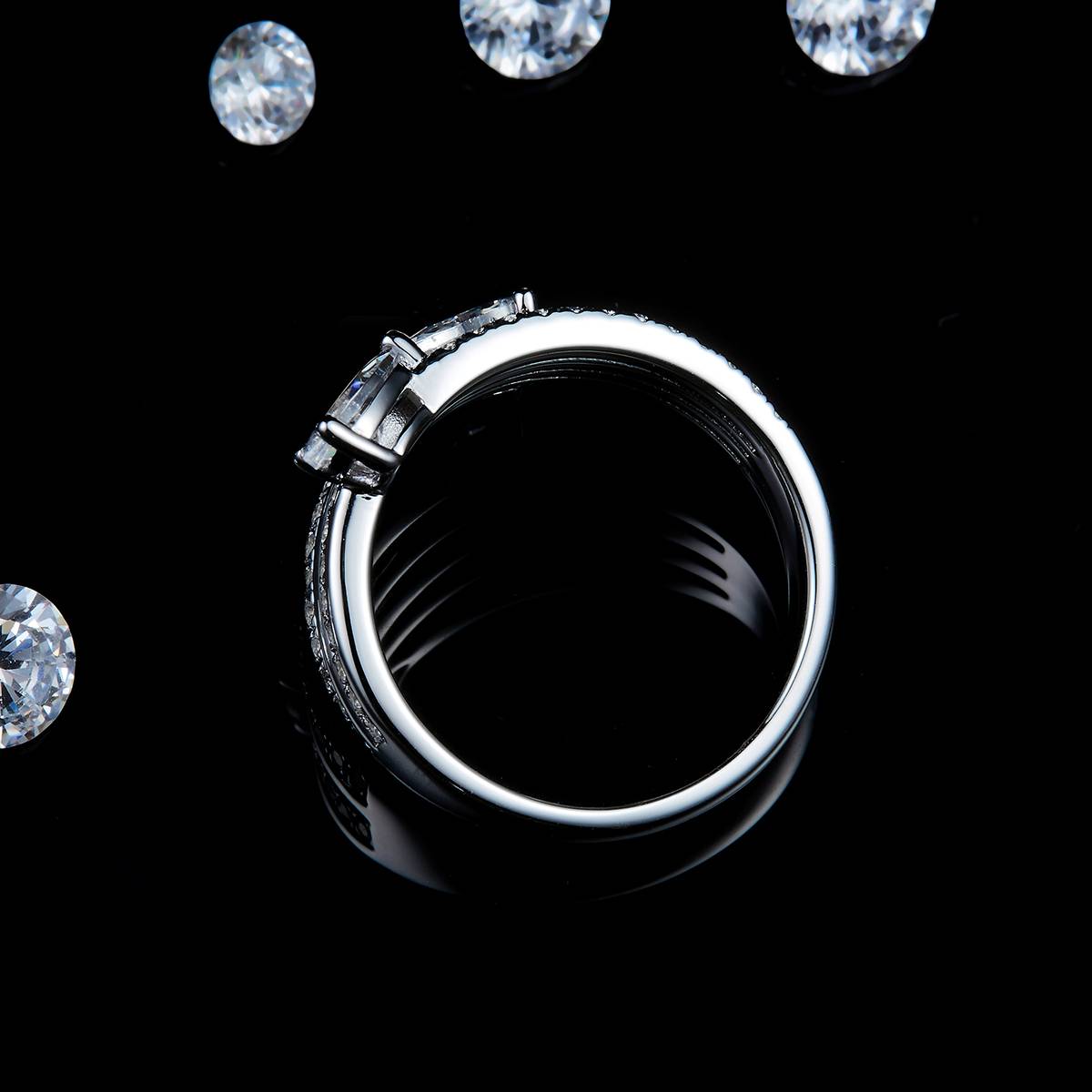 女戒S925银镀白金定制选款莫桑钻1.0ct