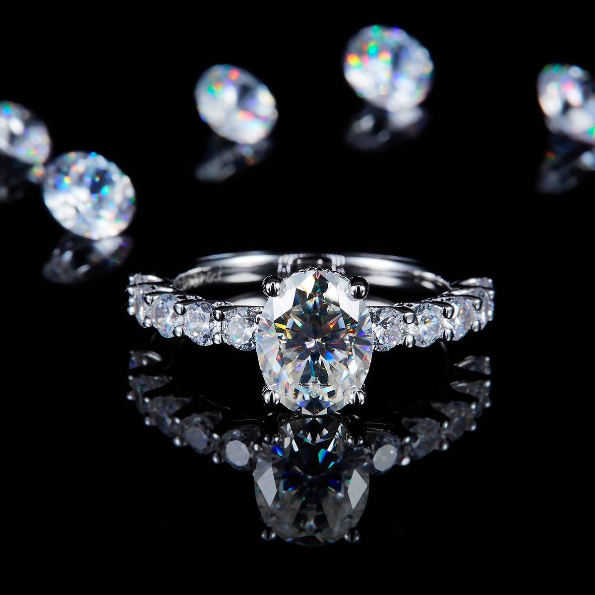 Full Diamond Oval Women's Ring S925 Silver Plated Platinum Customized Selection Main Stone Moissanite 2.0ct/Side Stone Cubic Zirconia