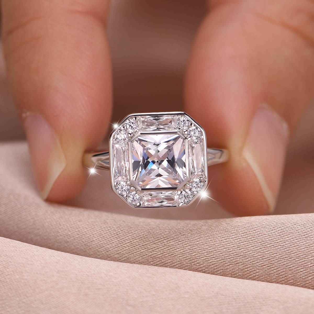MR0159款S25银镀18K金正八角形莫桑钻个性女戒主石2.0ct/7.0mm