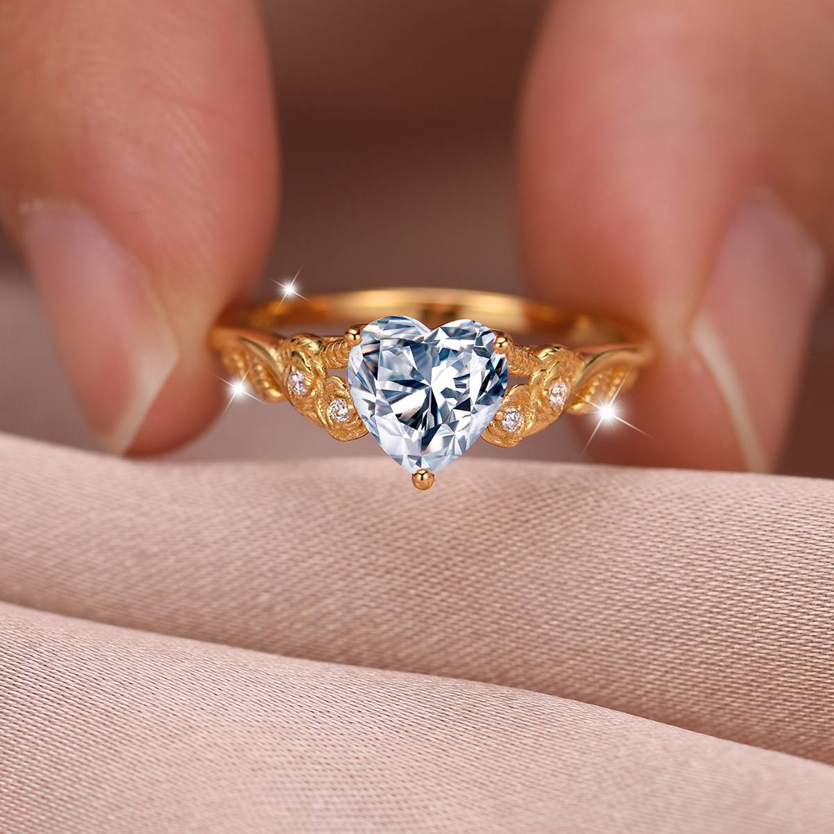 MR0163款S25银镀18K黄金心形莫桑钻藤蔓花朵女戒主石1.5ct/7.0mm