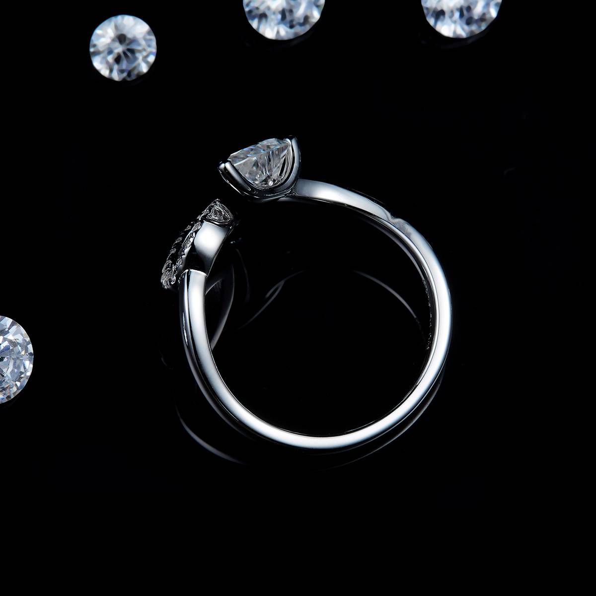 梨形开口女戒S925银镀白金定制选款主石莫桑钻1.0ct/副石高碳钻