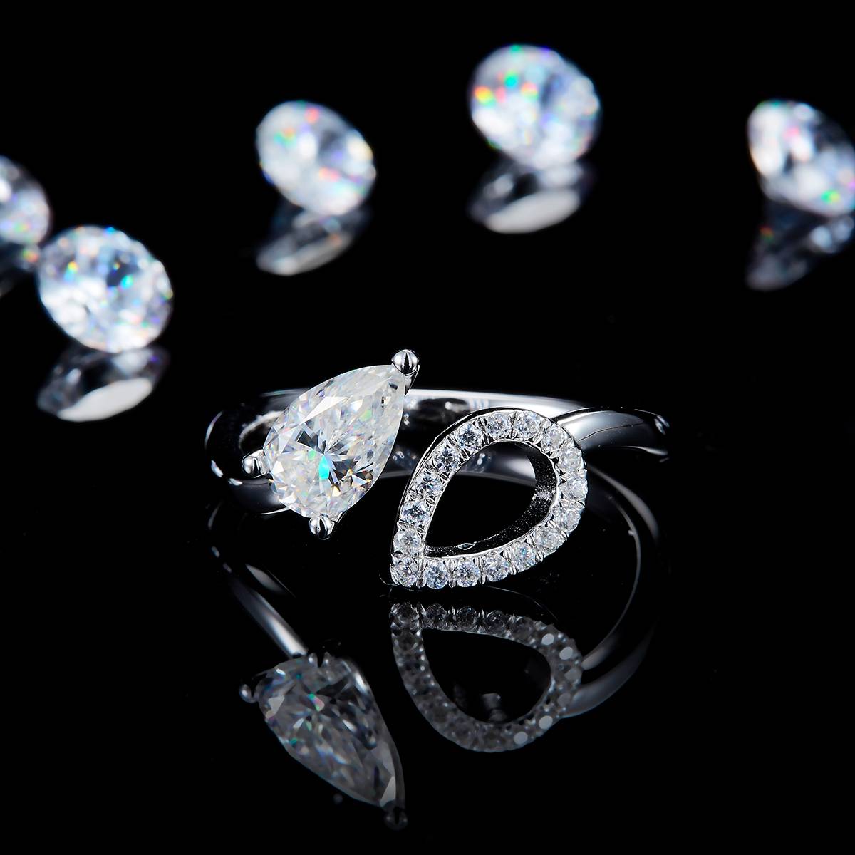 梨形开口女戒S925银镀白金定制选款主石莫桑钻1.0ct/副石高碳钻