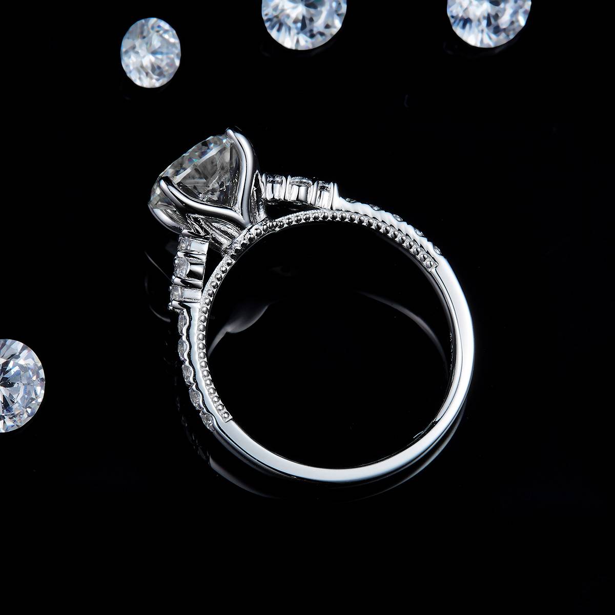 Light Luxury Four Claw Women's Ring S925 Silver Plated Platinum Customized Selection Main Stone Moissanite 2.0ct/Side Stone Cubic Zirconia