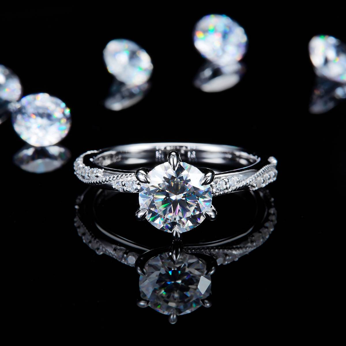 Pearl edge straight arm micro inlaid six claw women's ring S925 silver plated platinum customized selection main stone Moissanite 1.5ct/Side Stone Cubic Zirconia