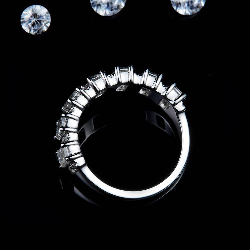 祖母绿切割排戒Women's RingS925银镀白金定制选款副石Moissanite3.74ct