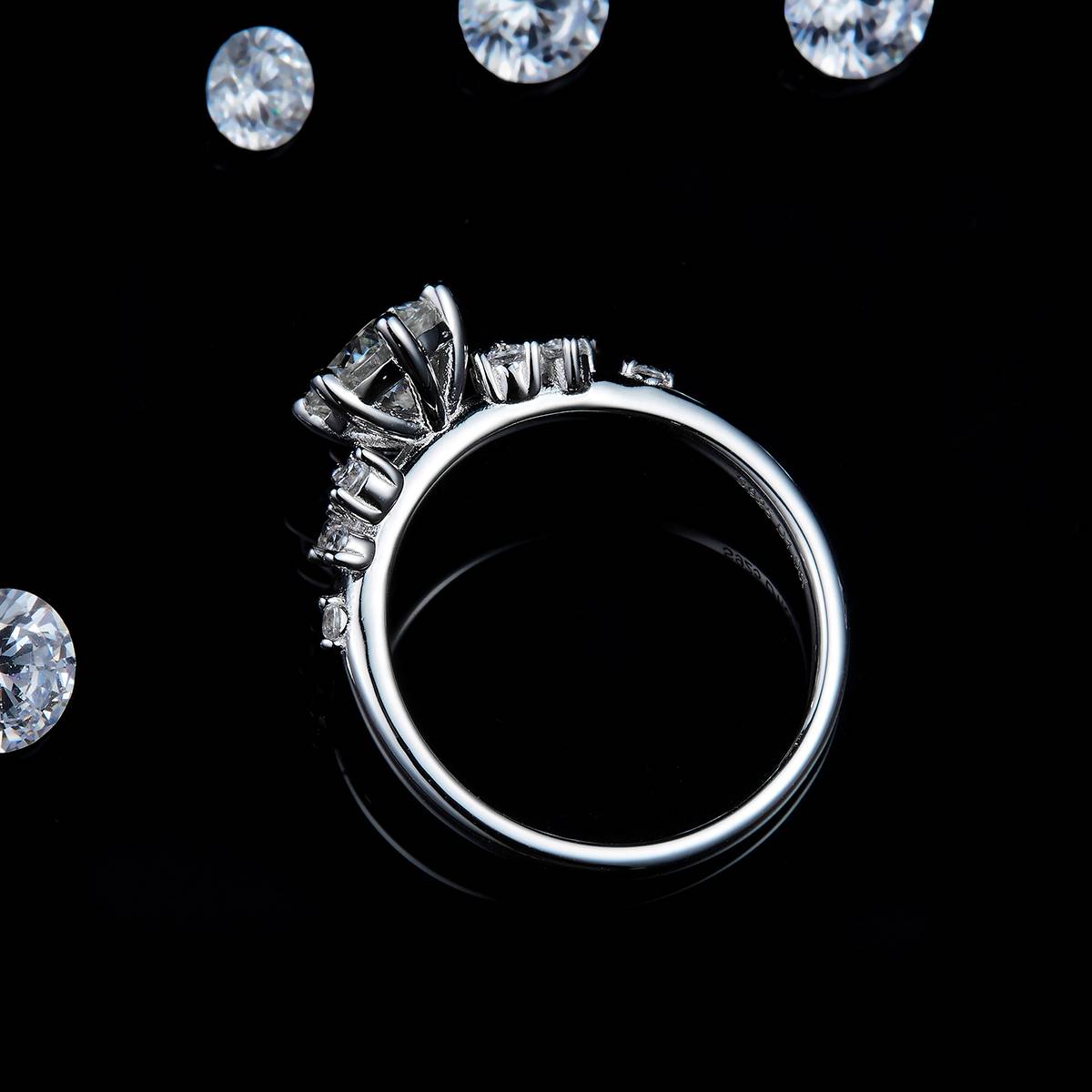 微镶六爪女戒S925银镀白金定制选款主石莫桑钻1.0ct/副石高碳钻