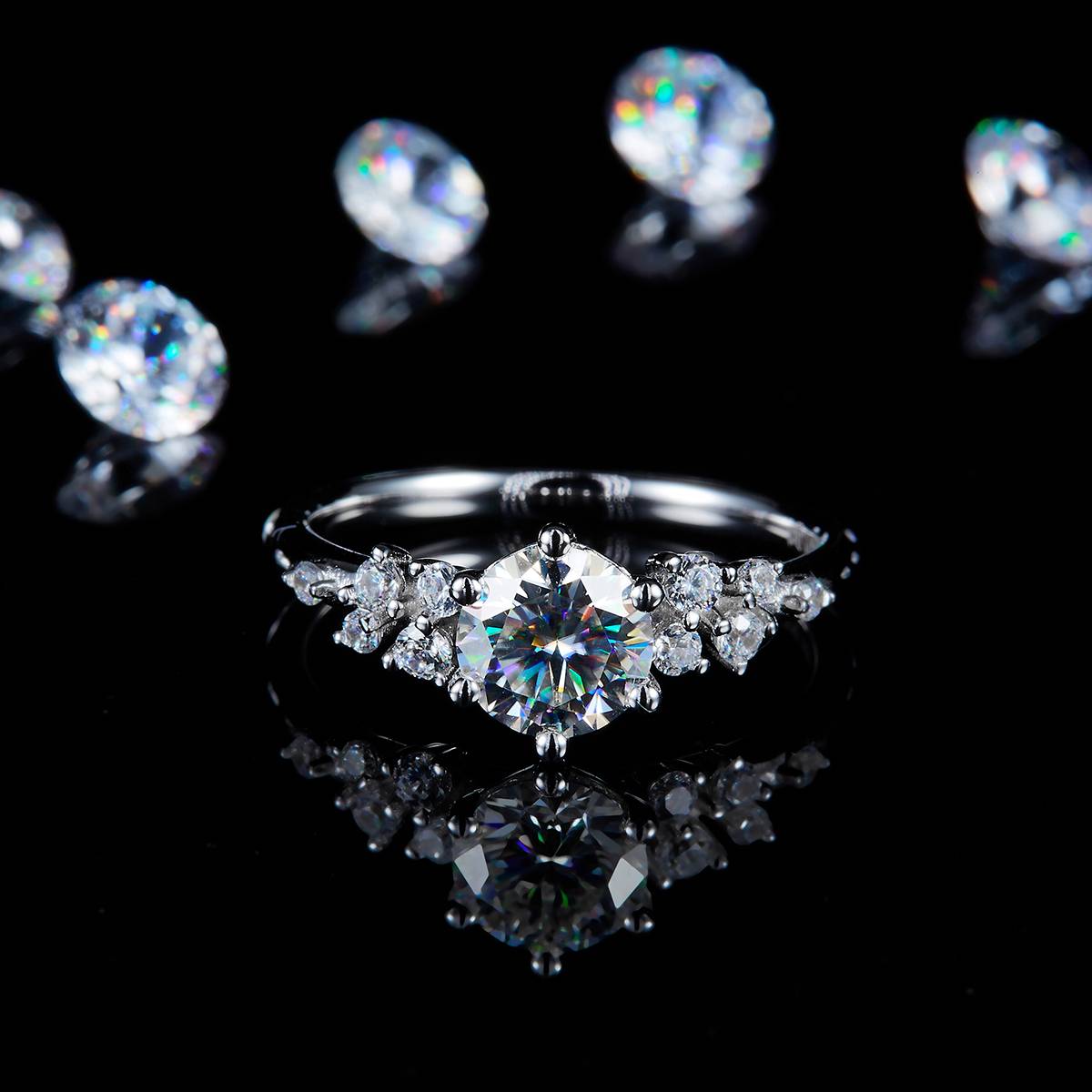 微镶六爪女戒S925银镀白金定制选款主石莫桑钻1.0ct/副石高碳钻