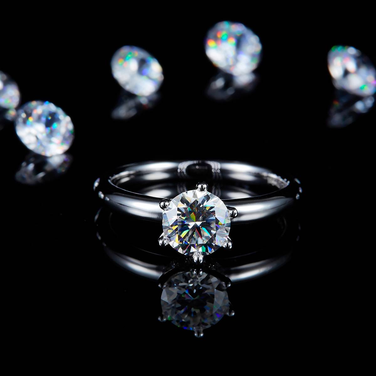 光臂六爪女戒S925银镀白金定制选款主石莫桑钻1.0ct/副石高碳钻