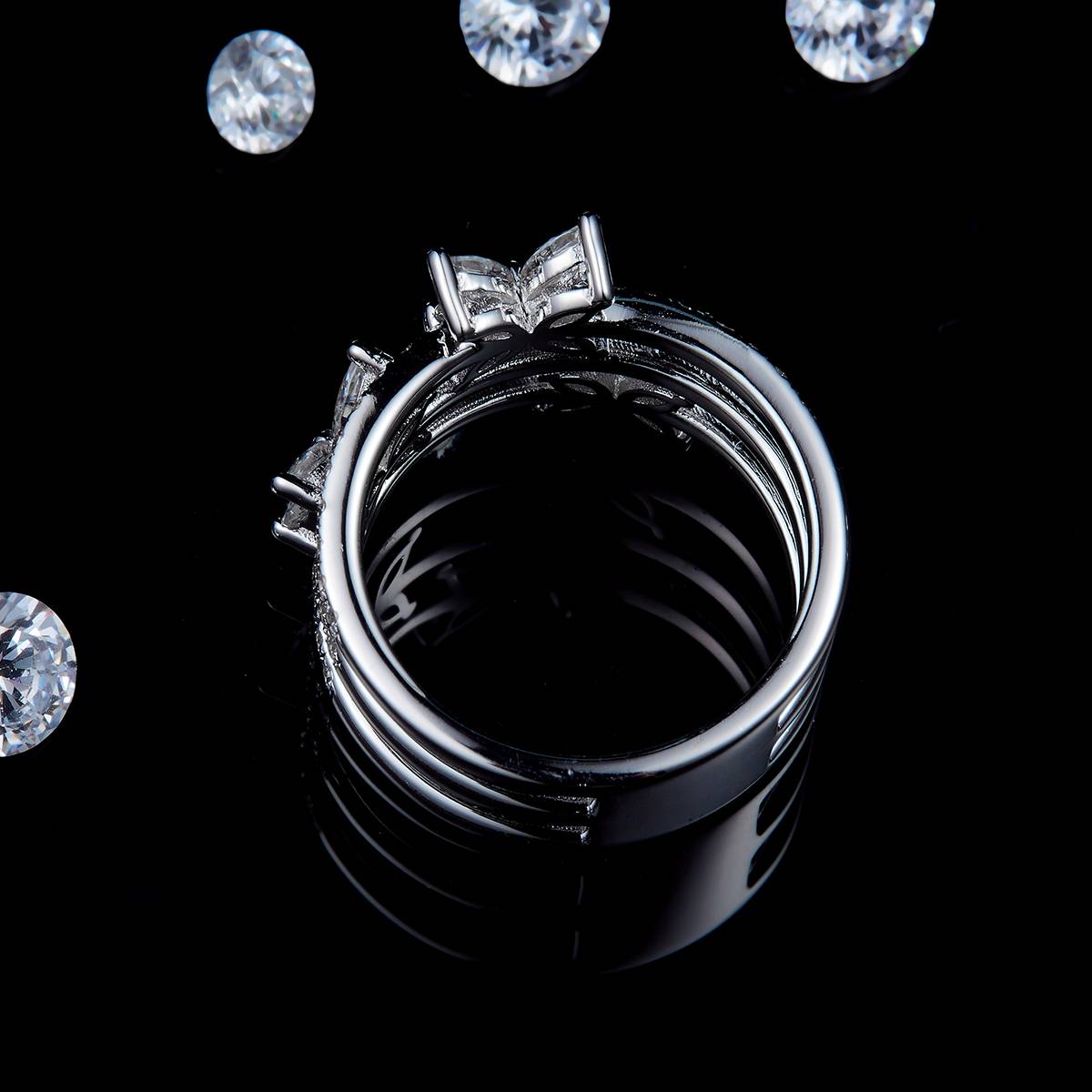 Four leaf clover full diamond ring S925 silver plated platinum customized selection Side Stone Moissanite 1.77ct