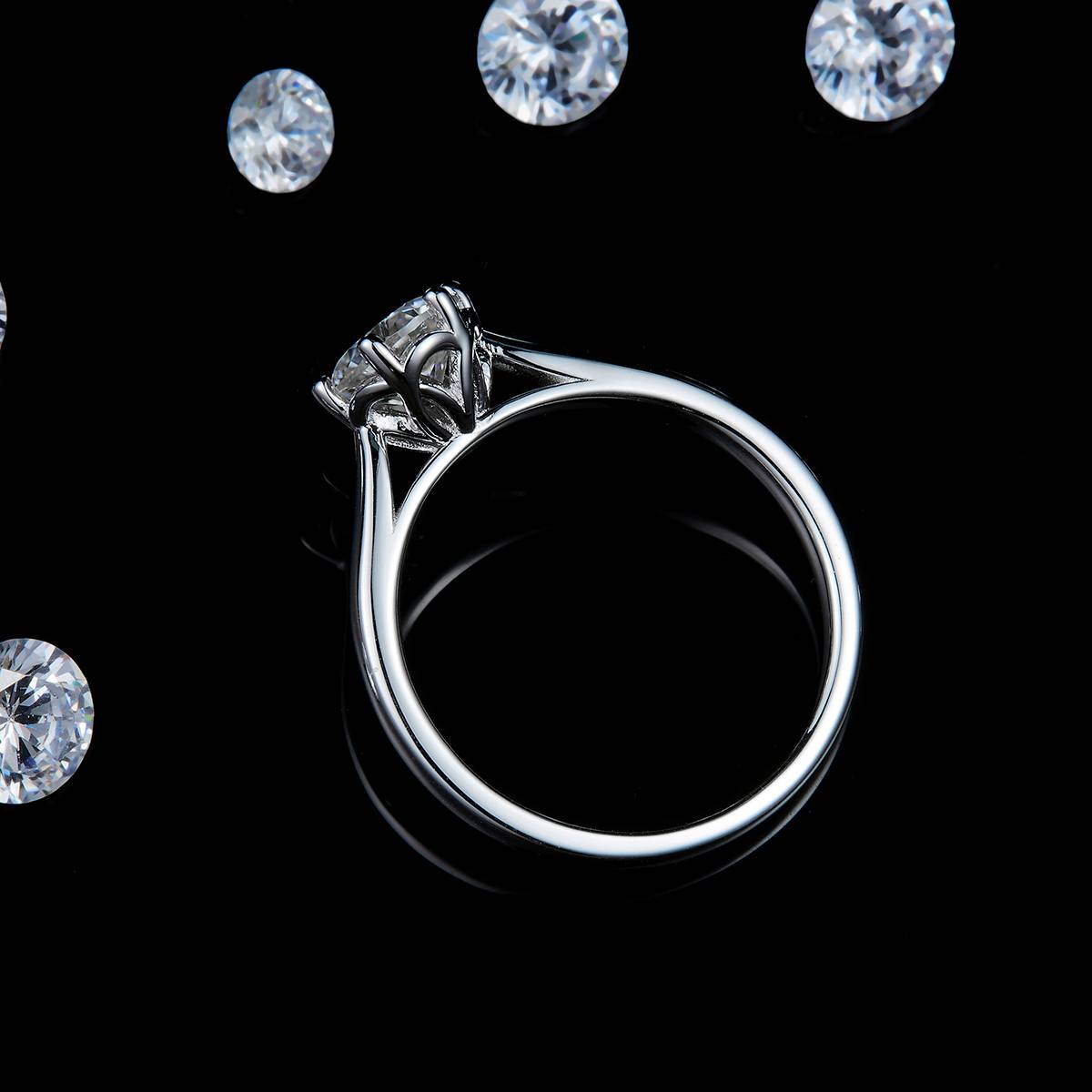 Simplified Six Claw Women's Ring S925 Silver Plated Platinum Customized Selection Main Stone Moissanite 1.0ct