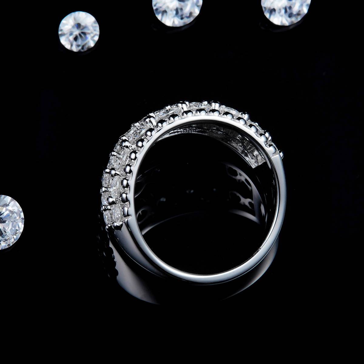 轻奢满钻排戒女戒S925银镀白金定制选款副石莫桑钻2.31ct