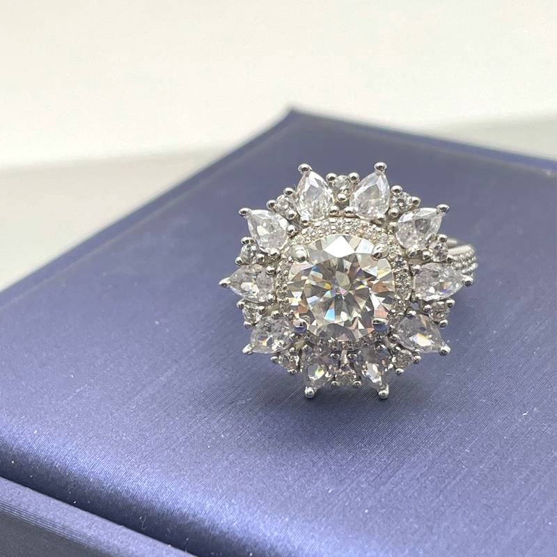 R230201020款S925银镀18K白金圆形Moissanite豪镶Women's Ring主石2.0ct/8.0mm