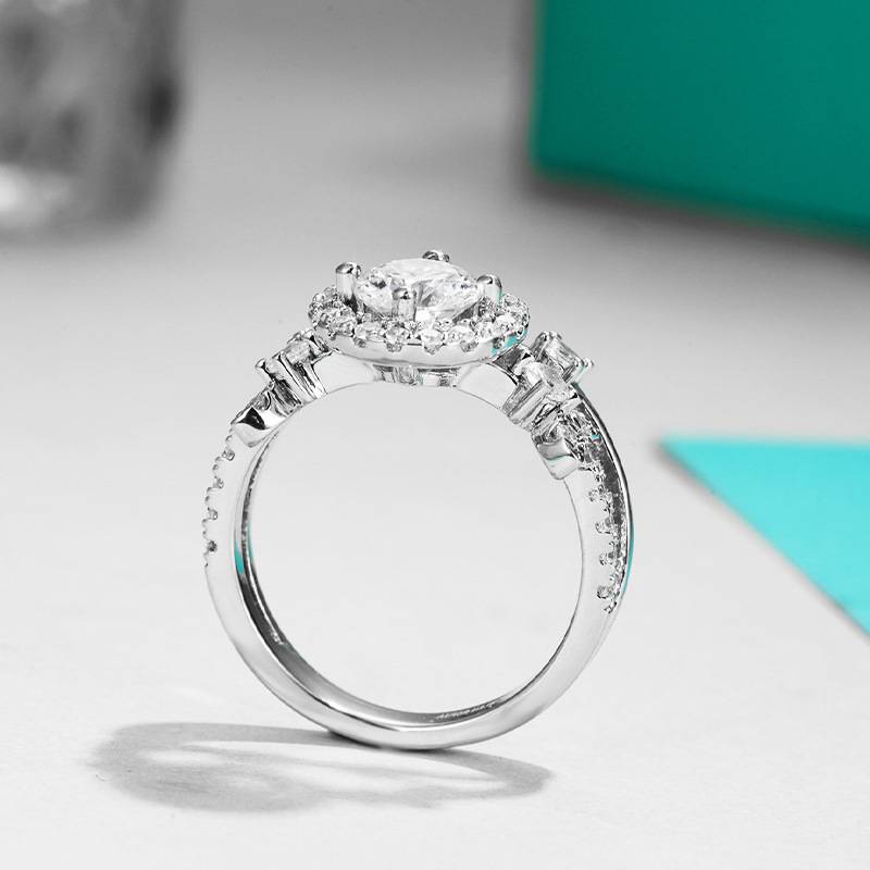 R221116019款S925银镀18K白金圆形MoissaniteFashionWomen's Ring主石1.0ct