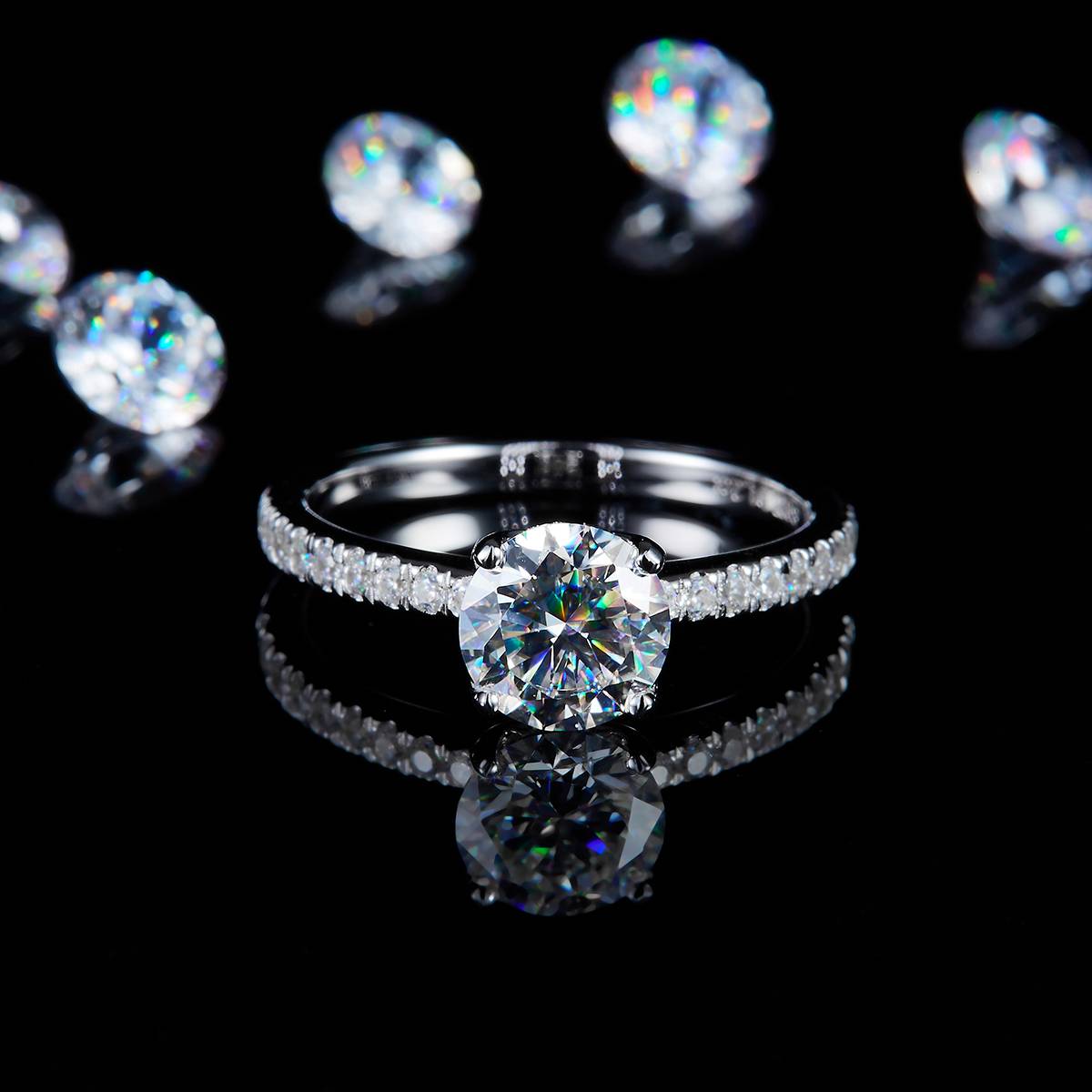 微镶四爪女戒S925银镀白金定制选款主石莫桑钻1.2ct/副石高碳钻