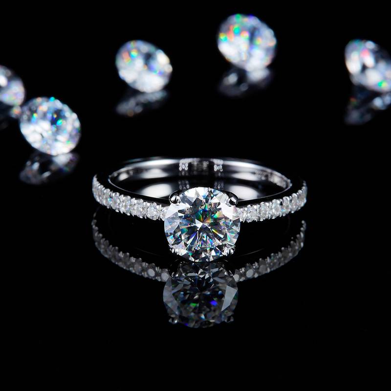 微镶四爪Women's RingS925银镀白金定制选款主石Moissanite1.2ct/副石高碳钻