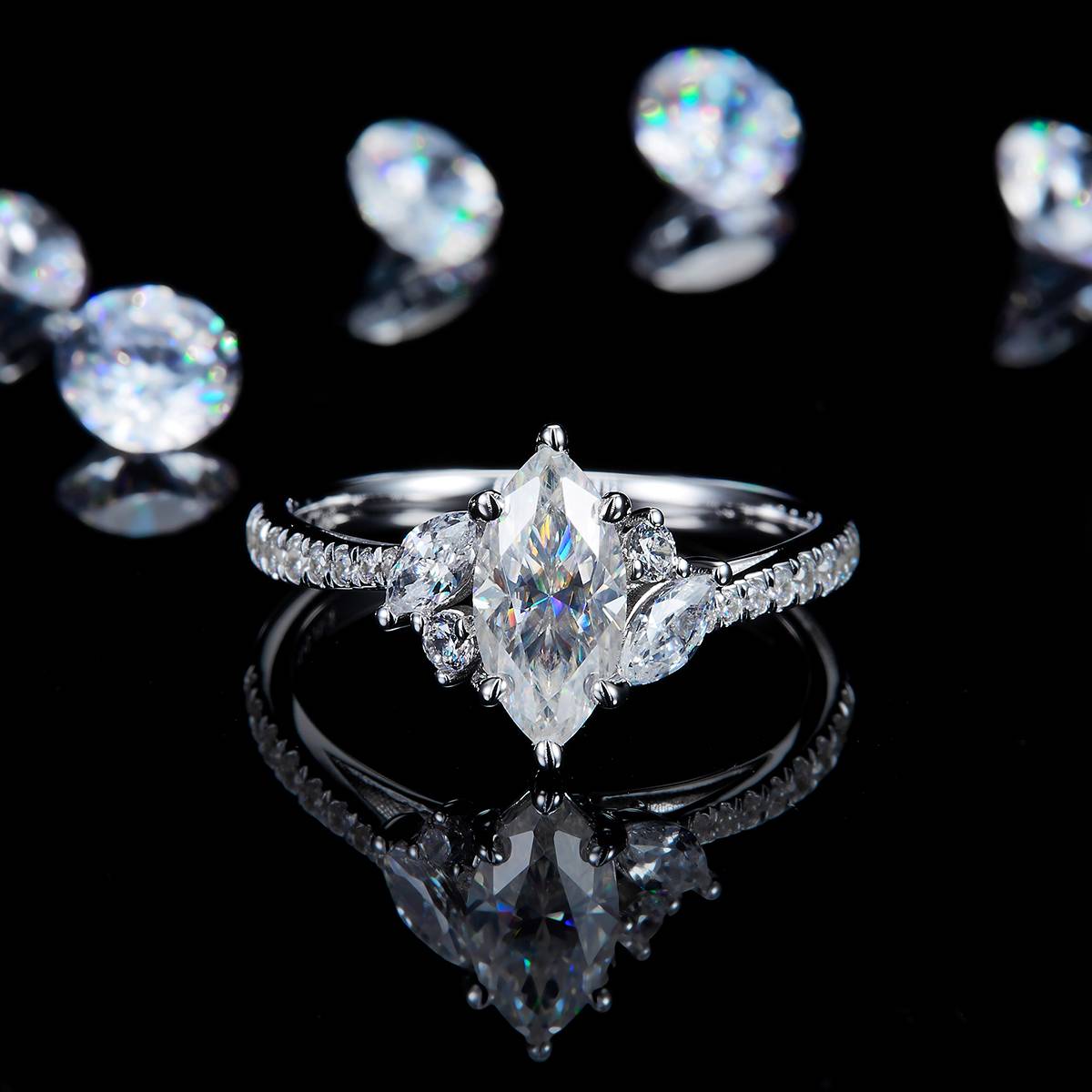 Marquis Diamond Women's Ring S925 Silver Plated Platinum Customized Selection Main Stone Moissanite 1.0ct/Side Stone Cubic Zirconia