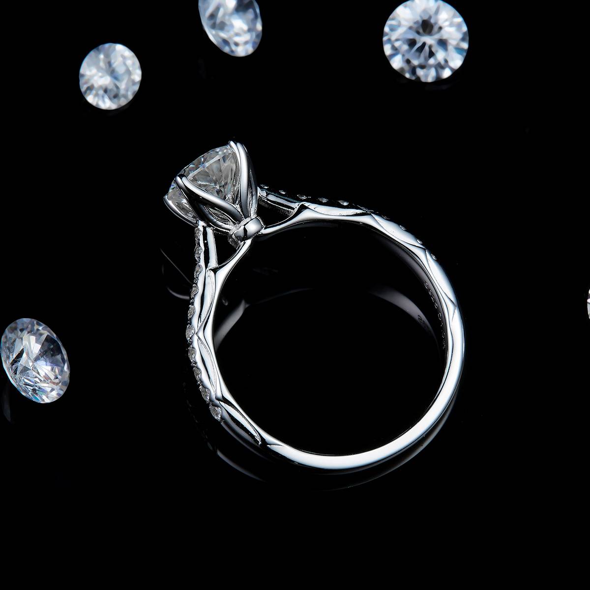 Micro Inlaid Four Claw Women's Ring S925 Silver Plated Platinum Customized Selection Main Stone Moissanite 1.0ct/Side Stone Cubic Zirconia
