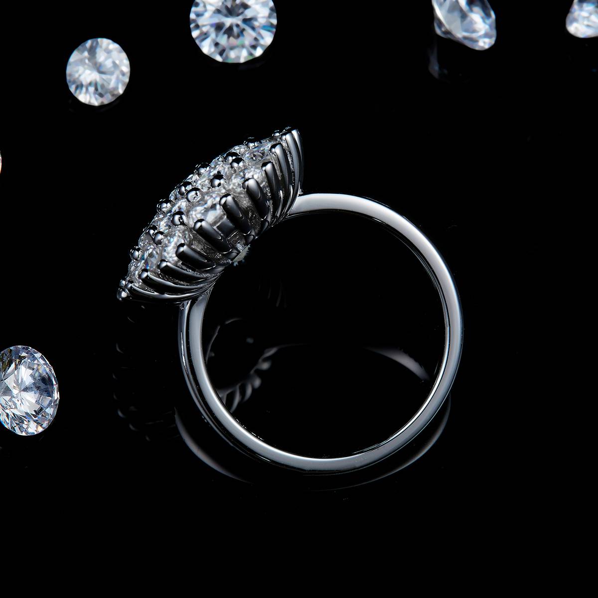 Light Luxury Broken Diamond Women's Ring S925 Silver Plated Platinum Customized Selection Side Stone Moissanite 3.02ct