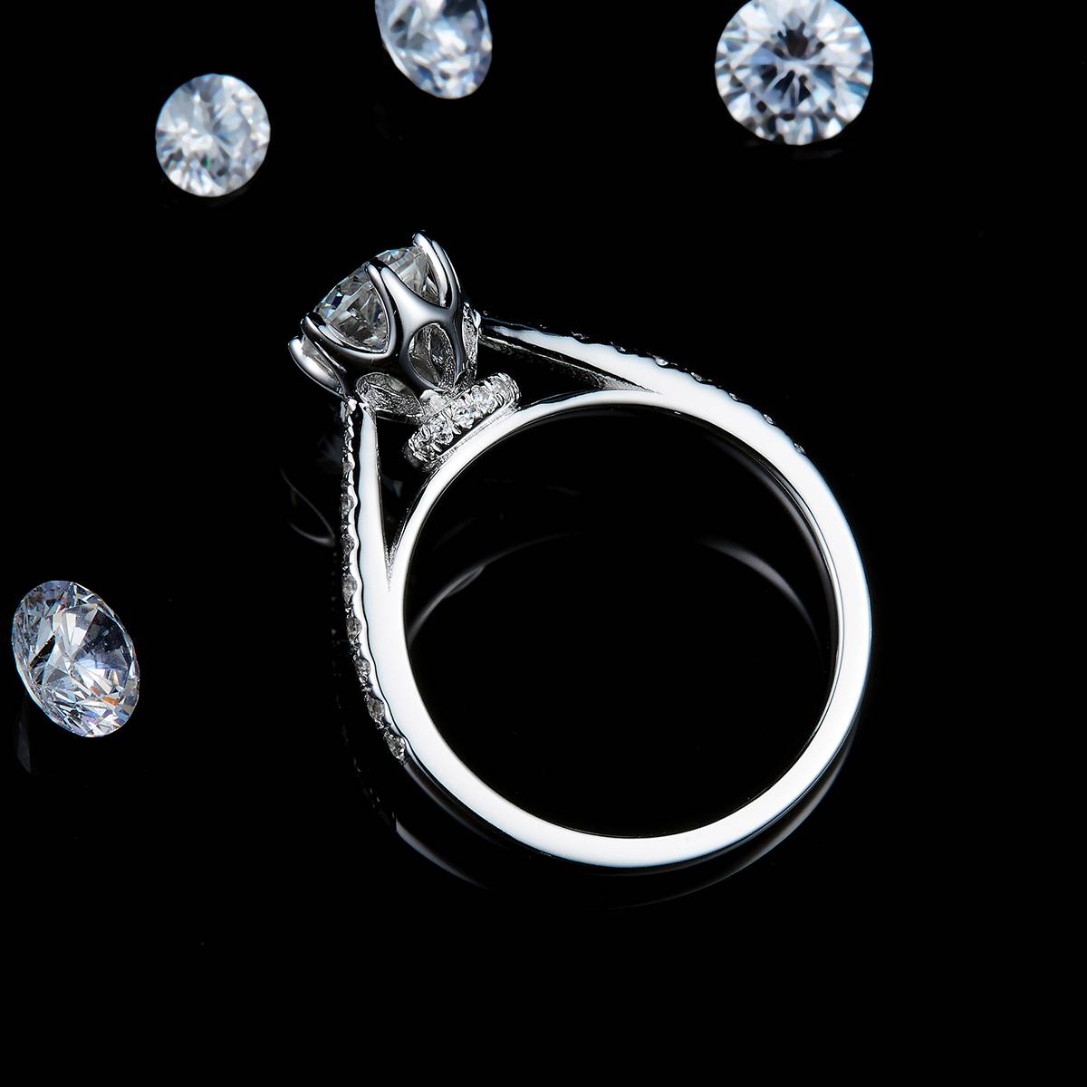 Fashion Micro Inlaid Six Claw Women's Ring S925 Silver Plated Platinum Customized Selection Main Stone Moissanite 1.0ct/Side Stone Cubic Zirconia