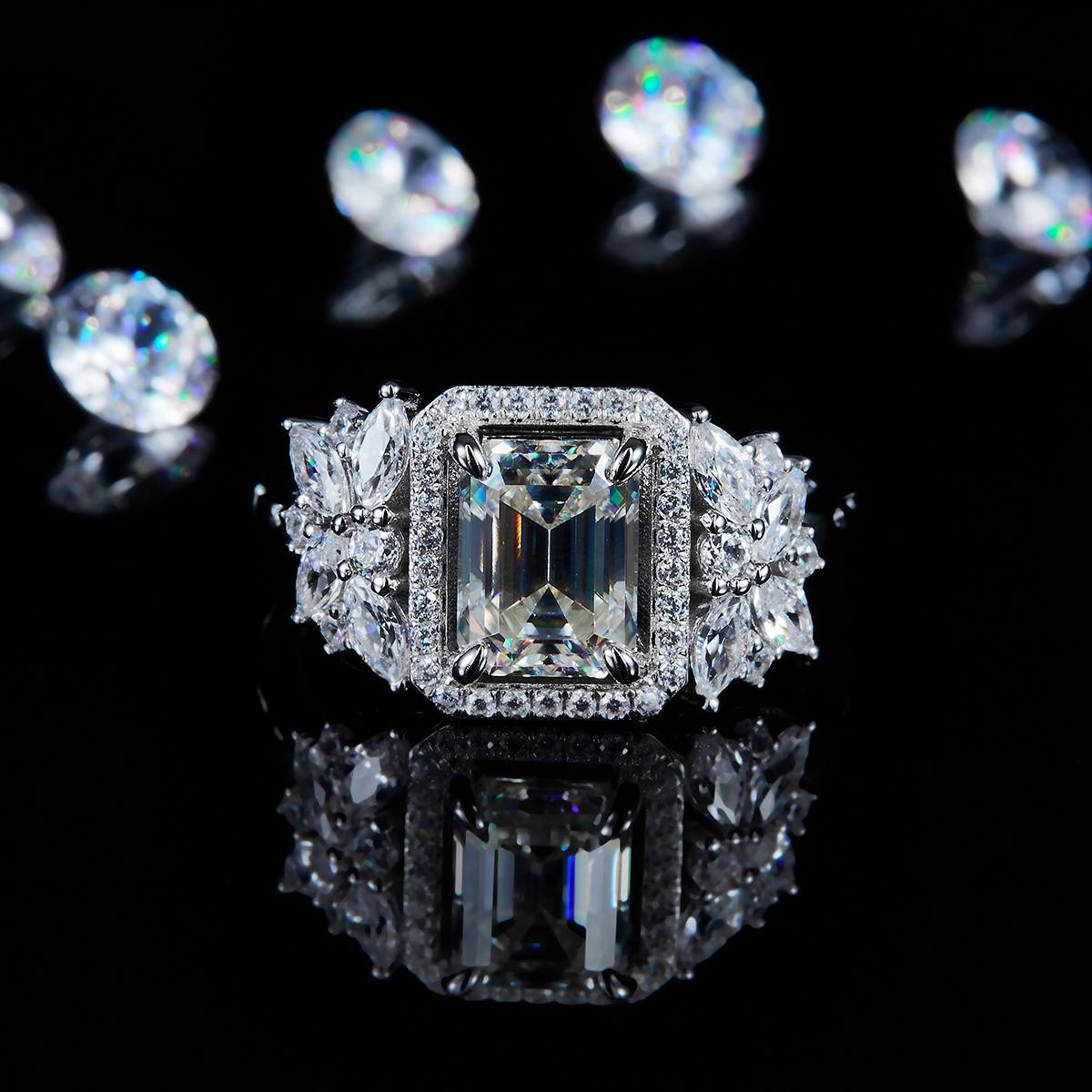 Light Luxury Full Diamond Emerald Cut Women's Ring S925 Silver Plated Platinum Customized Selection Main Stone Moissanite 2.0ct/Side Stone Cubic Zirconia